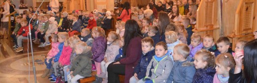 Msza św. przedszkolaków  w 60 rocznicę objęcia probostwa przez Ks. Prałata J. Jakiełę